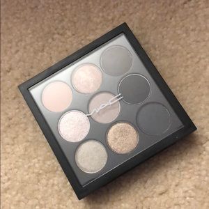 MAC Smoky Metallic Times 9 Eyeshadow Palette